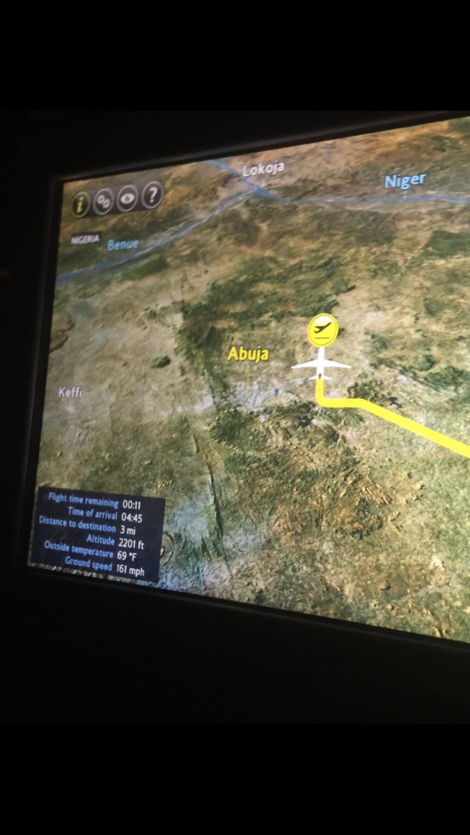 jwush's tweet photo. #BA83 #777 G-VIIC 27L #Midhurst departure with weather dodging out of #EGLL and approach in #DNAA #avgeek @MarkGrigg https://t.co/mZBSyJjtAB