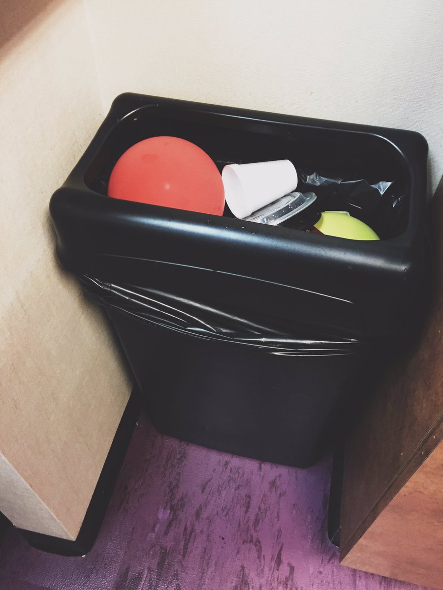 kronhoward's tweet photo. We're all garbage down here. https://t.co/zDRUUBNi0G