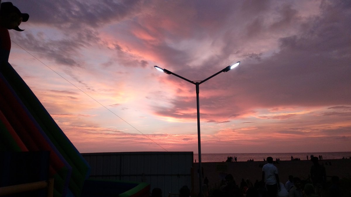 sadi7868's tweet photo. #sunset trip#
@kerala##
Parappanangadi##
##lovly👍👍 https://t.co/vma7pCYqP1
