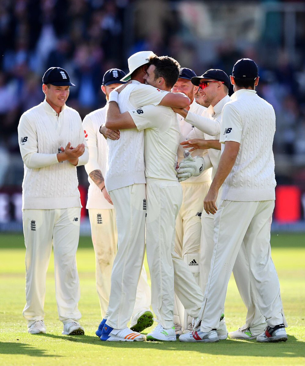 Congrats to my mate <a href="/jimmy9/">James Anderson</a>. Legend. #500 🏏5️⃣0️⃣0️⃣
