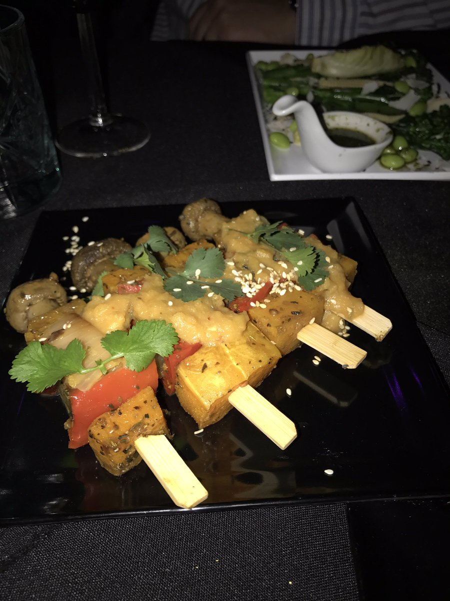 Aaaand the food... not great. #disappointment #firstnight #tryagain @enchantedcirque <a href="/kfm/">kfm</a> <a href="/capetowncity1/">Cape Town City Blog</a>