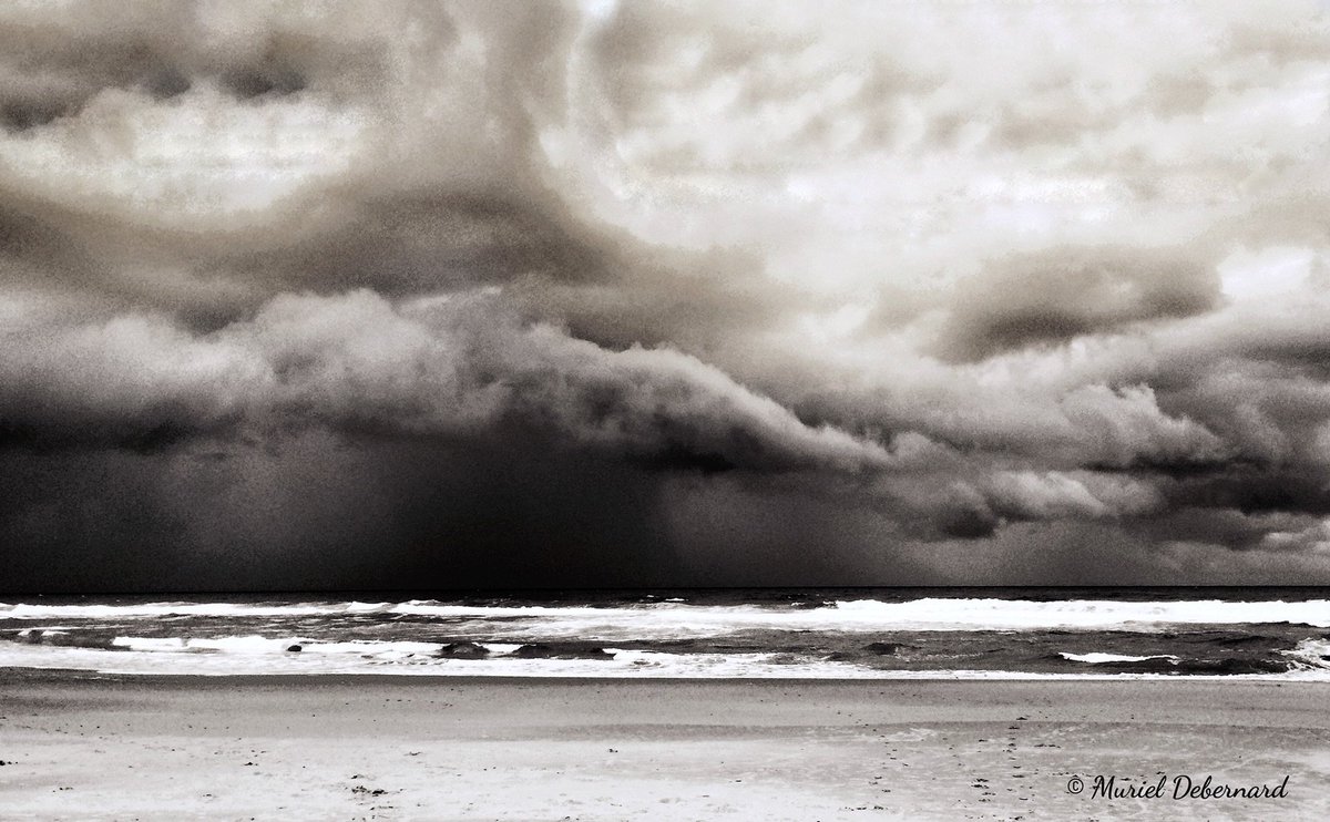 rtopnb's tweet photo. Black storm - Blackography XXI by @rtopnb #art #rtopnb #photography https://t.co/U7lRdTDPLO