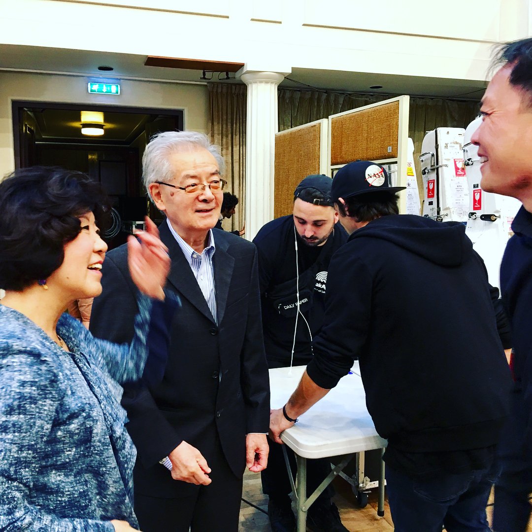 dakapp_official's tweet photo. This is how violinist @YiJiaSusanneHou experienced the recording of her #DakApp #masterclass with the @rpoonline. #classicalmusic #dakappers https://t.co/NnWXGbFVd4