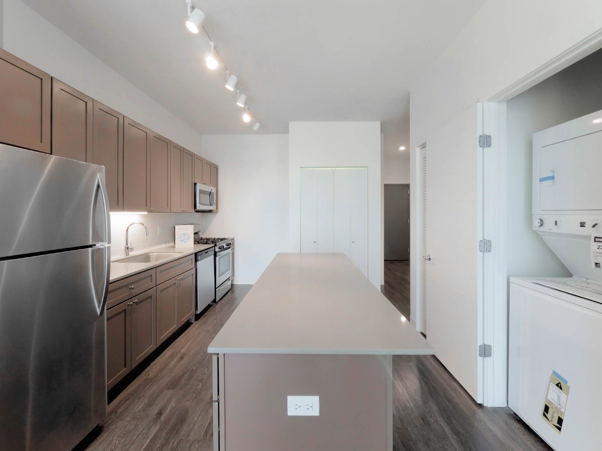 Your new #Chicago Pad. Now leasing a select number of apartments. #luxuryliving #chicago #chicagobound #nestseekers #westtown #chicagohoods