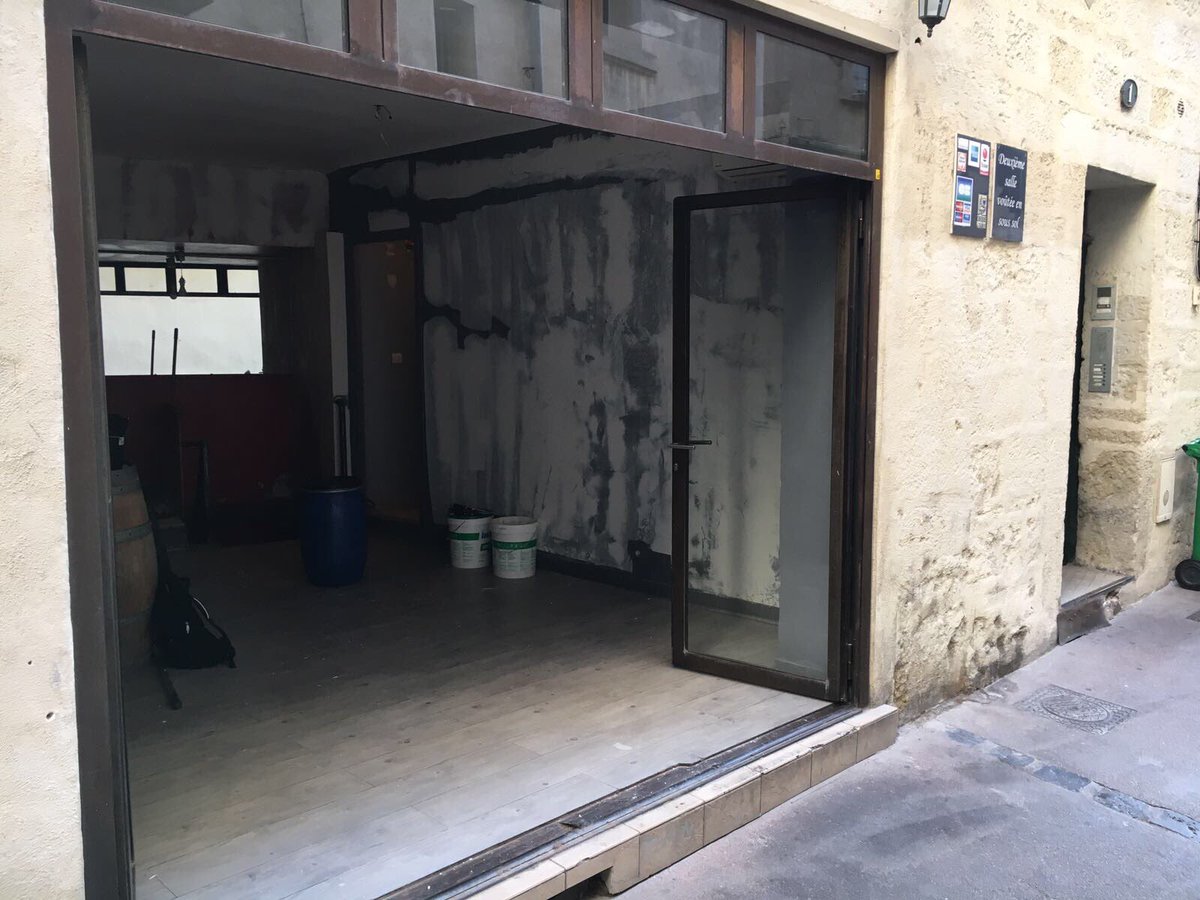 AtelierStRoch's tweet photo. Les travaux avancent pour vous accueillir au mieux. π π
RESPECTER LE PRODUIT, C'EST RESPECTER LE CLIENT !π₯π·ππ
#atelierstroch #produitslocaux https://t.co/qhnQgxDl1N