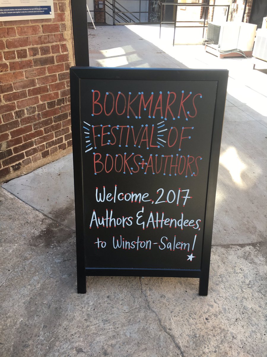 craftingsystem's tweet photo. I'm out with friend-of-the-podcast @lepetitegeneral at @BookmarksNC! She's slightly shorter than I am. -n https://t.co/LCkki4OdU8