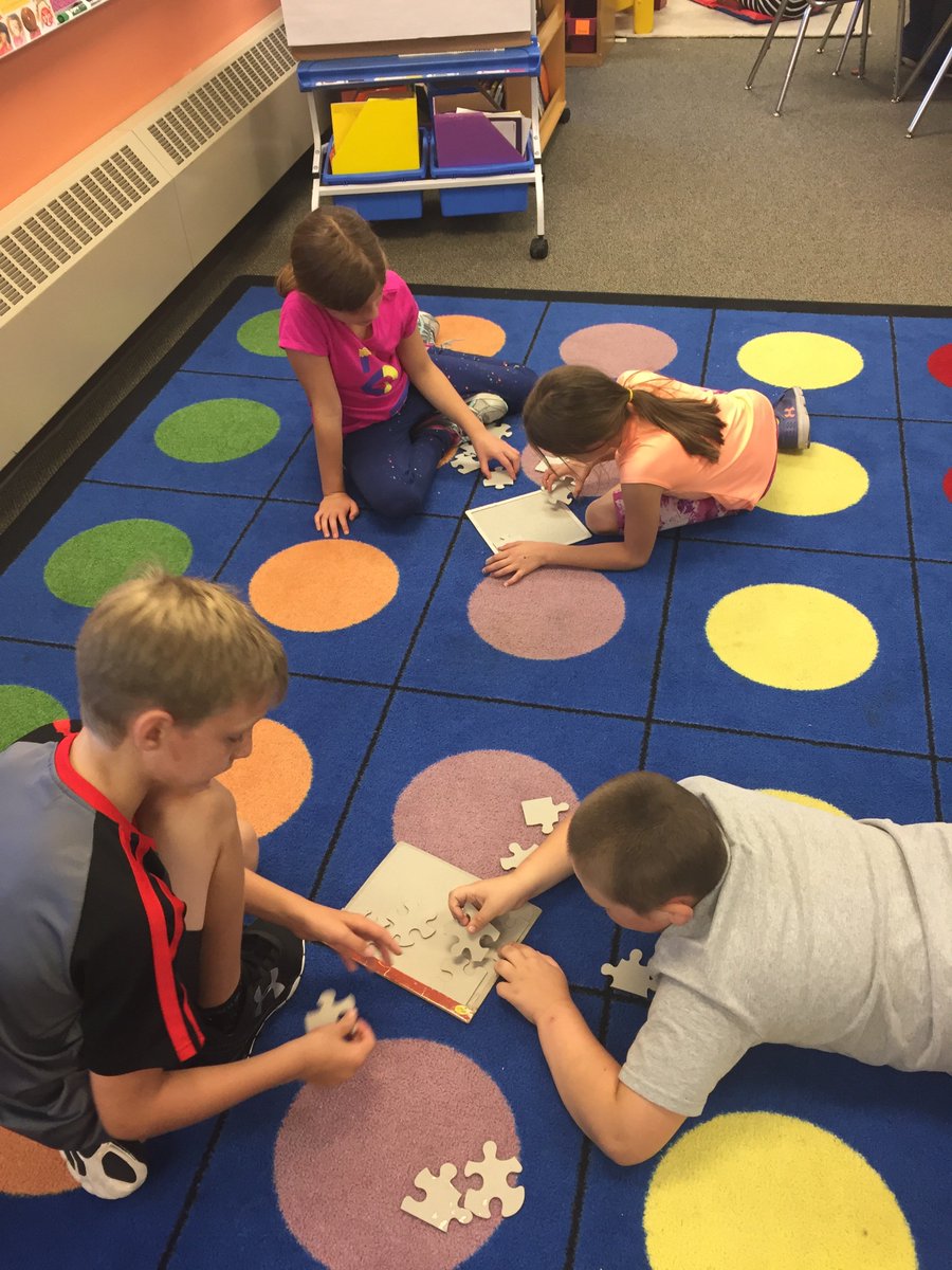 april_sunram's tweet photo. Great 1st week in 3rd grade! #ABC yoga #stemtowers #teamworkpuzzles https://t.co/Z3QWC2u2mA
