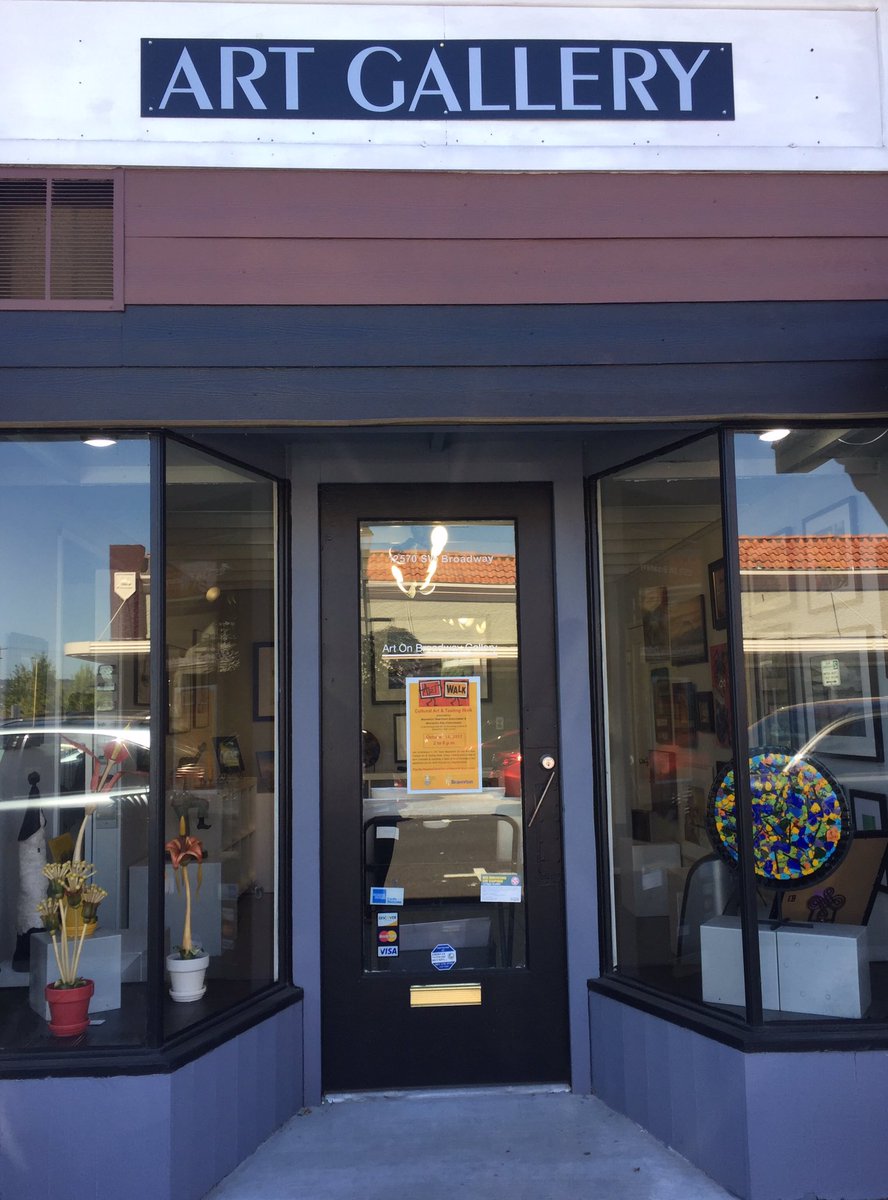 BeavertonBlog's tweet image. Craving local flair? Check out Art on Broadway's artist's reception Sat. from 5-8pm for the latest show artonbroadway.net/current-events #beaverton