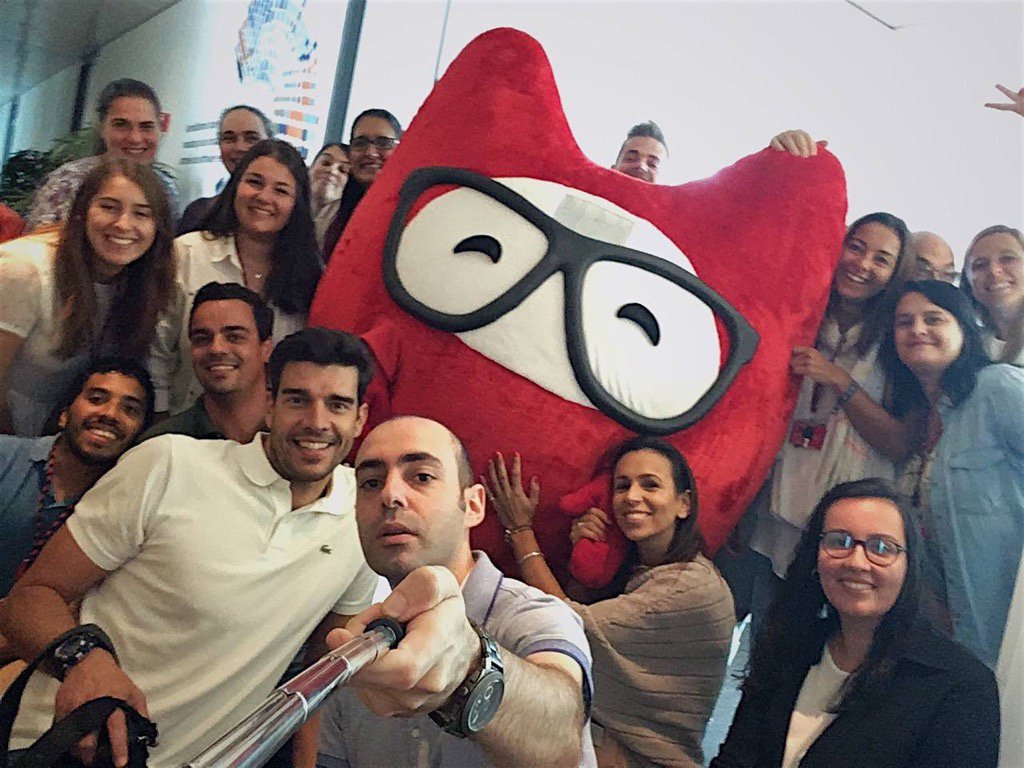 MiguelBili's tweet photo. #phcdna A nossa mascote da felicidade já é famosa! https://t.co/wGM2sYO0SM