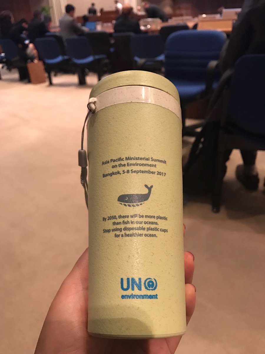 ErikSolheim's tweet photo. Nice mugs @ Asia-Pacific ministerial meeting in Bangkok. Natural straw plastic, completely reusable and biodegradable! https://t.co/jNtGTW6tCj