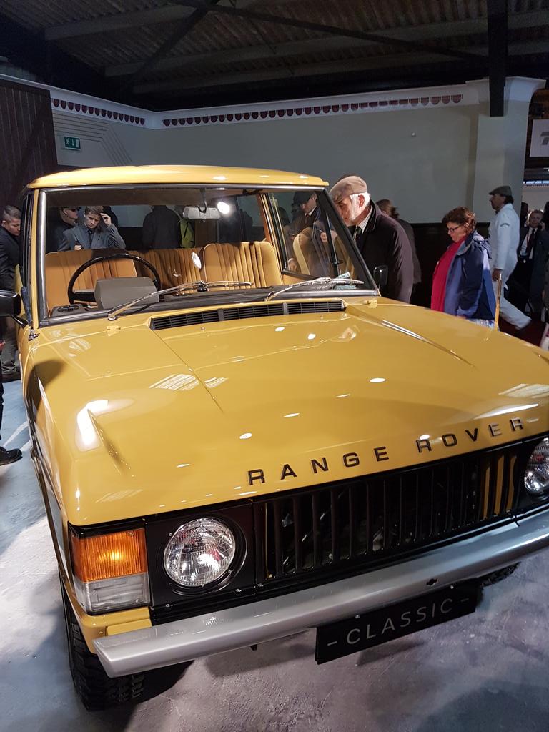 davidrose67's tweet photo. Amazed at the positive response for RRC at Goodwood. One punter called it 'best in show'! IMK did the dash, trim panels and the carpets. https://t.co/cULP2W4wJg