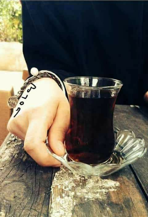 funda34_a's tweet photo. Velhasıl; #Çay Demini,
 İnsanlar 
 #Edebini #Kaybetti be usta__// https://t.co/tuplajbD3O