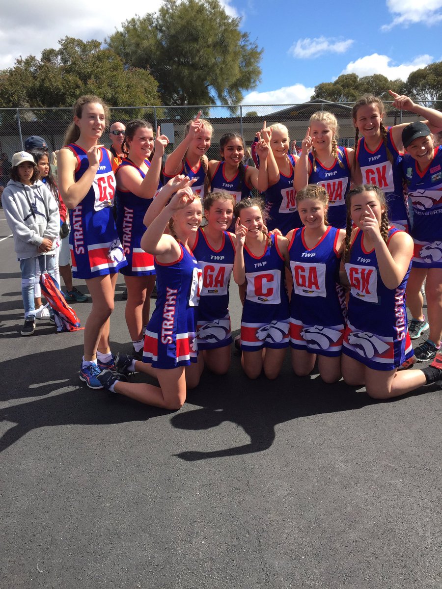 U/7's winners are grinners. Def Jerilderie 42 to 34. #GoDoggies <a href="/AFL_PDFNL/">AFL PDFNL</a>