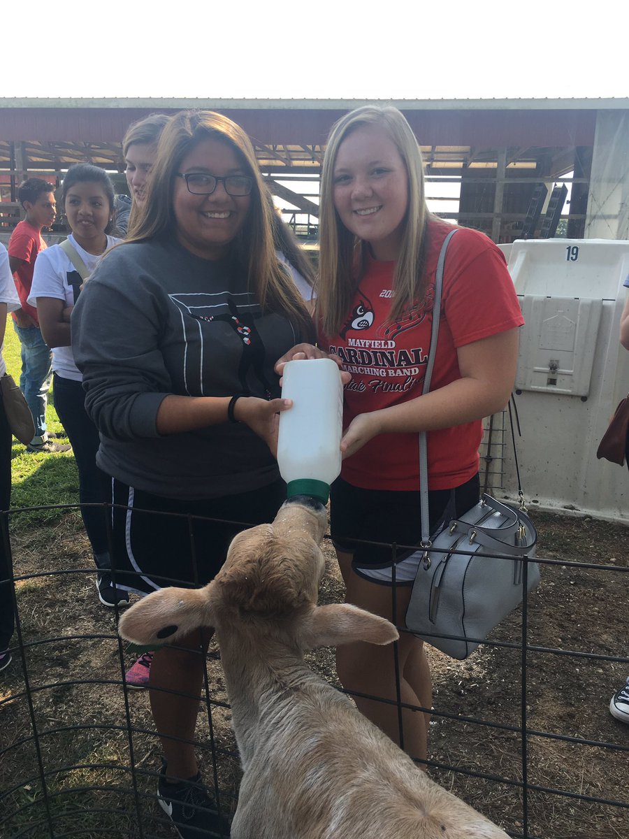 MHS_YL_'s tweet photo. Ag day fun!!! https://t.co/HrWaWIVWoC