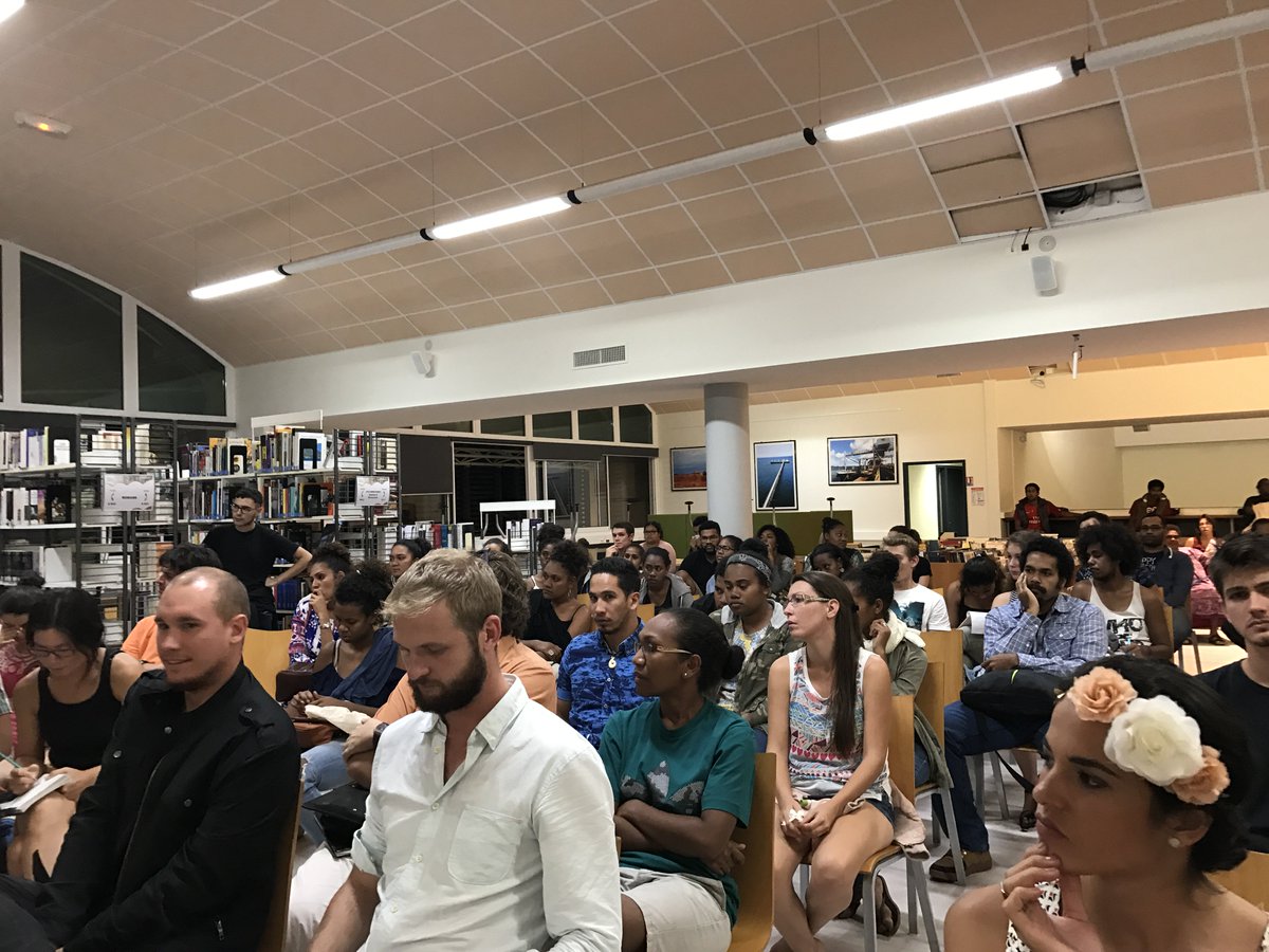 AJKM2018's tweet photo. 27 avril: l'Ajkm participe à un débat avec les jeunes des partis non-indépendantistes au sein de l'Université de la NC. #2018c'estpossible https://t.co/LeDcf6BLqT