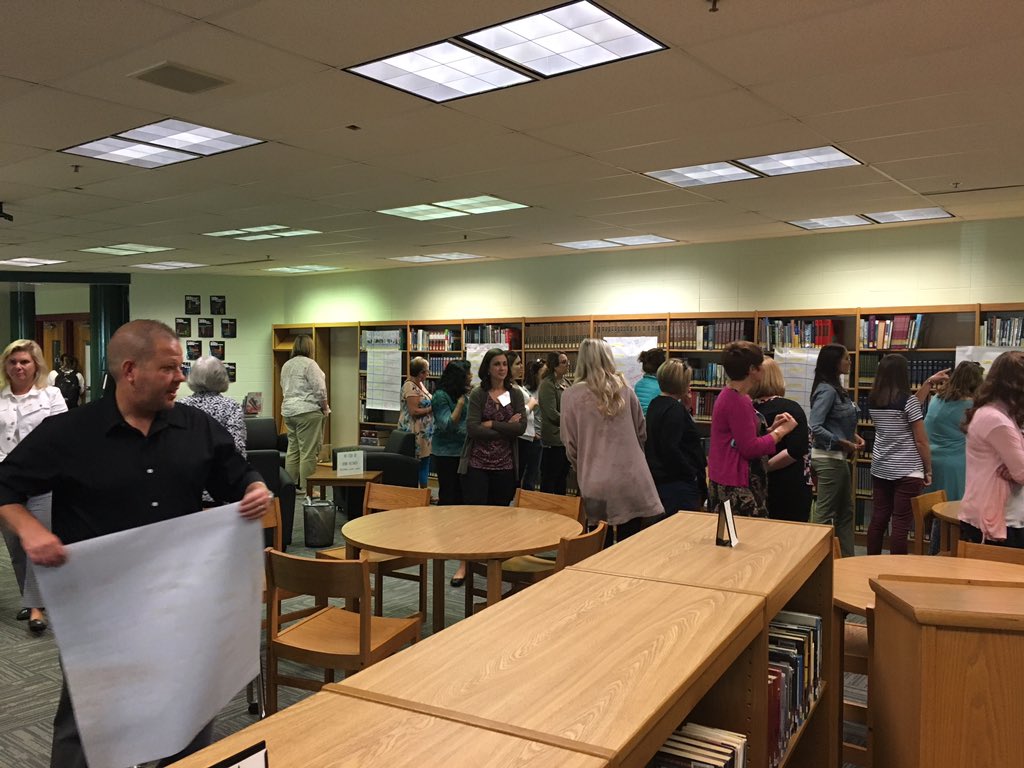 erinchavezEDU's tweet photo. Ts in deep thought on the number trajectory. Drawing and explaining how number should be taught. @KyDeptofEd @gfletchy https://t.co/57lZiHC6we