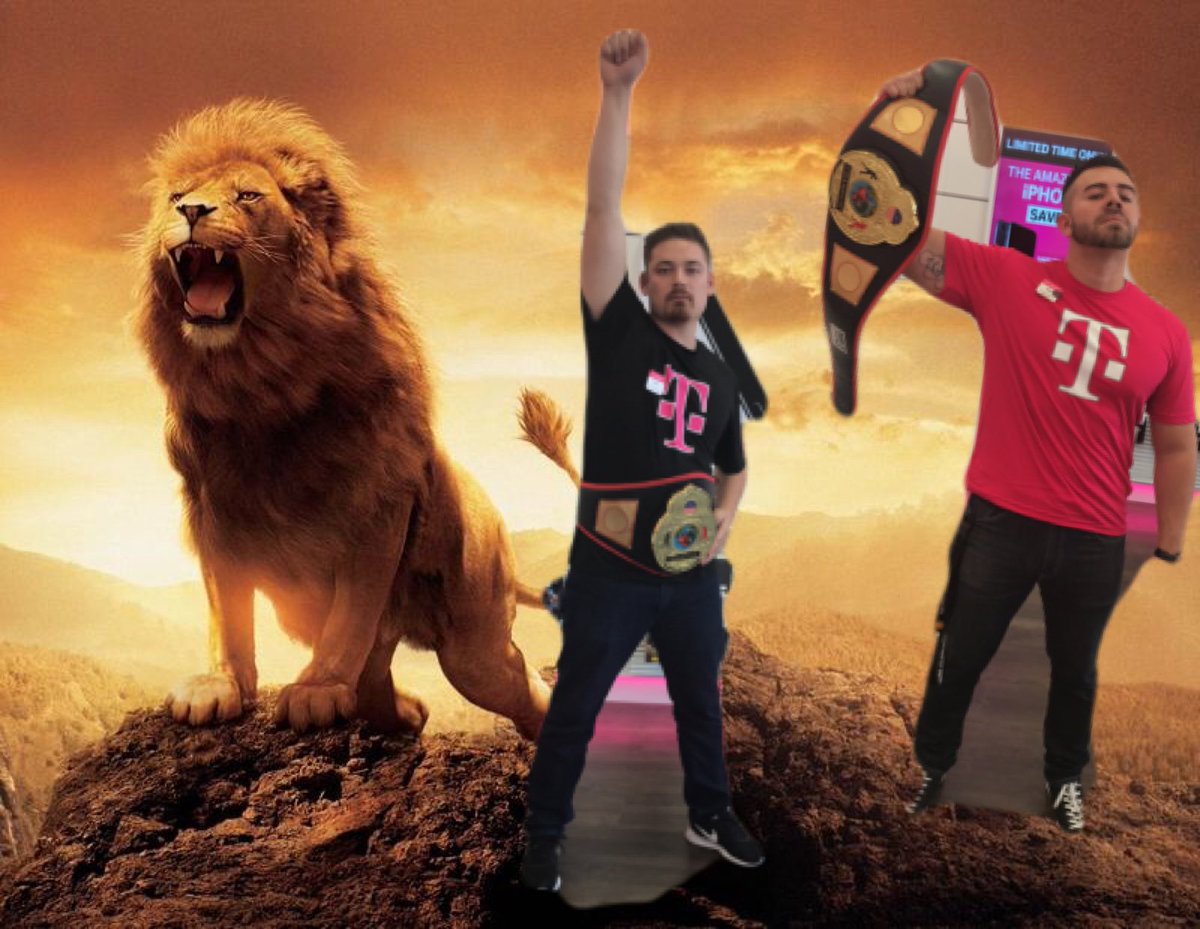 Travjustice12's tweet photo. Today at Fashion Fair, we were able to tame lions. Alex did it with 2 atWork, 1 syncup. #younglions @cencal4100 @RobScottDM @smccloskey30 https://t.co/rXsJLFZepQ