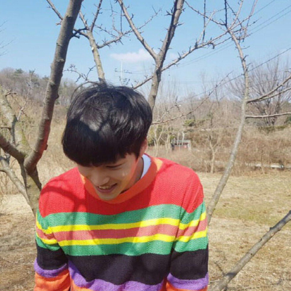 lrvkai's tweet photo. #NewProfilePic shy ako ih. https://t.co/XeZNu9VJLh
