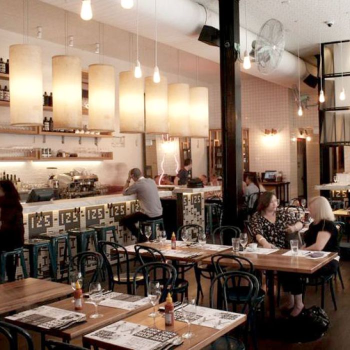 Minimalist design trends usually to blame for noisy restaurants, audio expert says qoo.ly/hmwxg