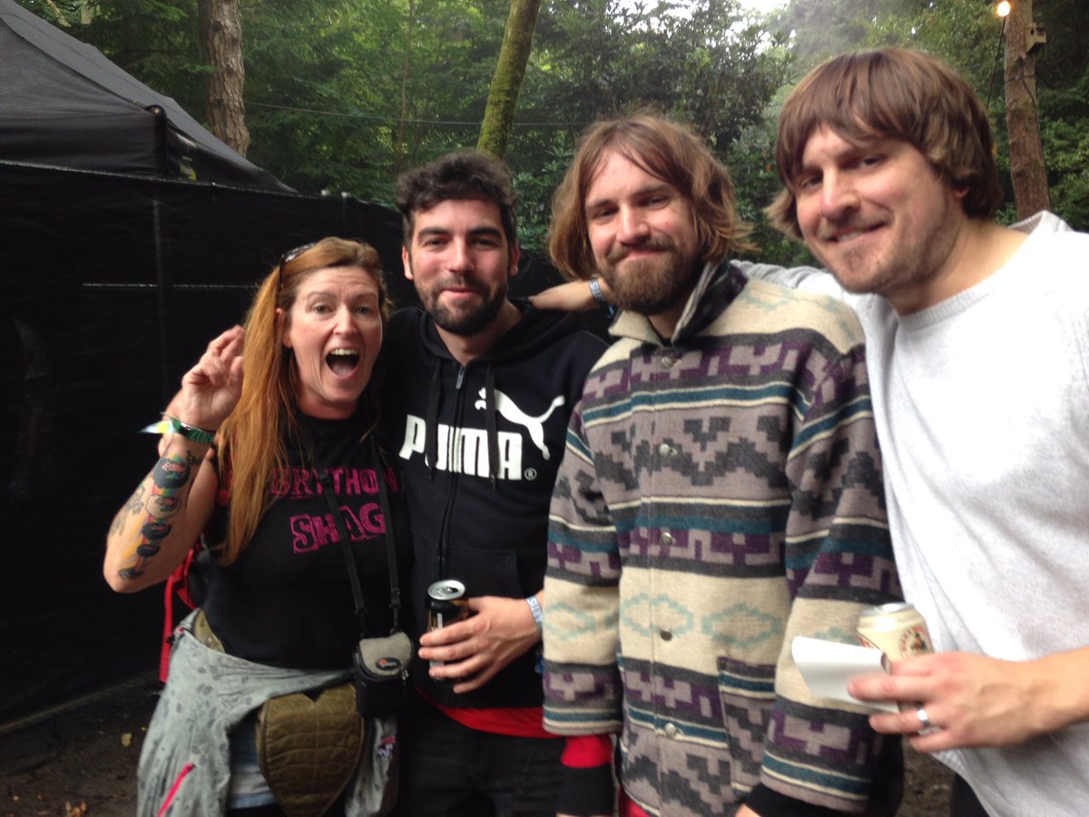 juxtaposed13's tweet photo. @Cestyll dudes!! You rock! Keep rocking them jumpers!! Everyone should see these guys live!! Twice - and then not recognise them 🙄✌️❤️#cellb https://t.co/yuR7MfPHUq