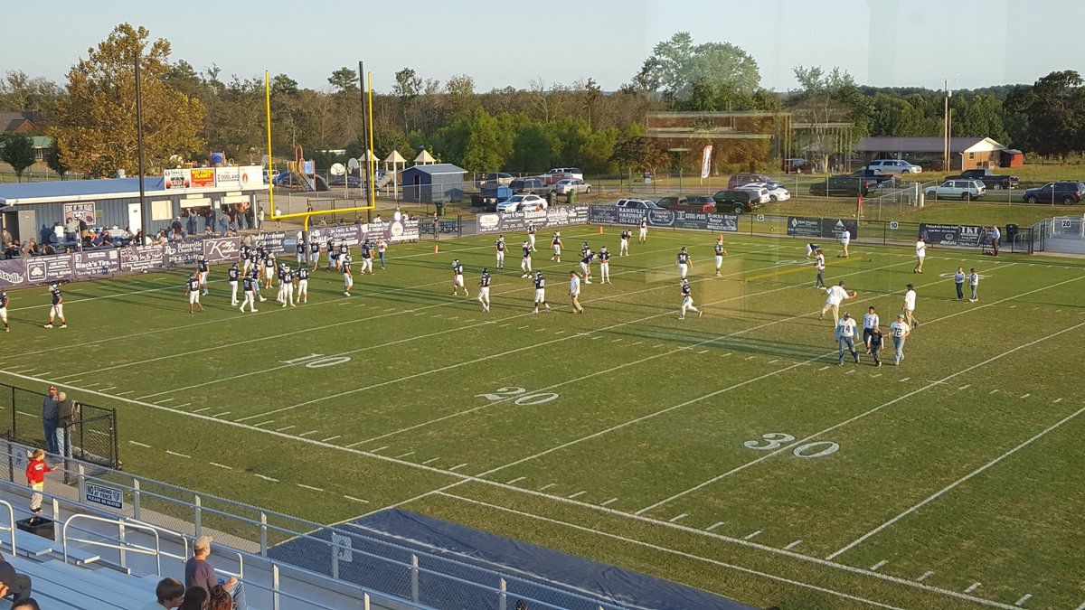 WVSMsports's tweet photo. Almost gametime! #2MuchBlue #Region7 #WVSMsports 🏈🐻 https://t.co/jmZy00gm5e