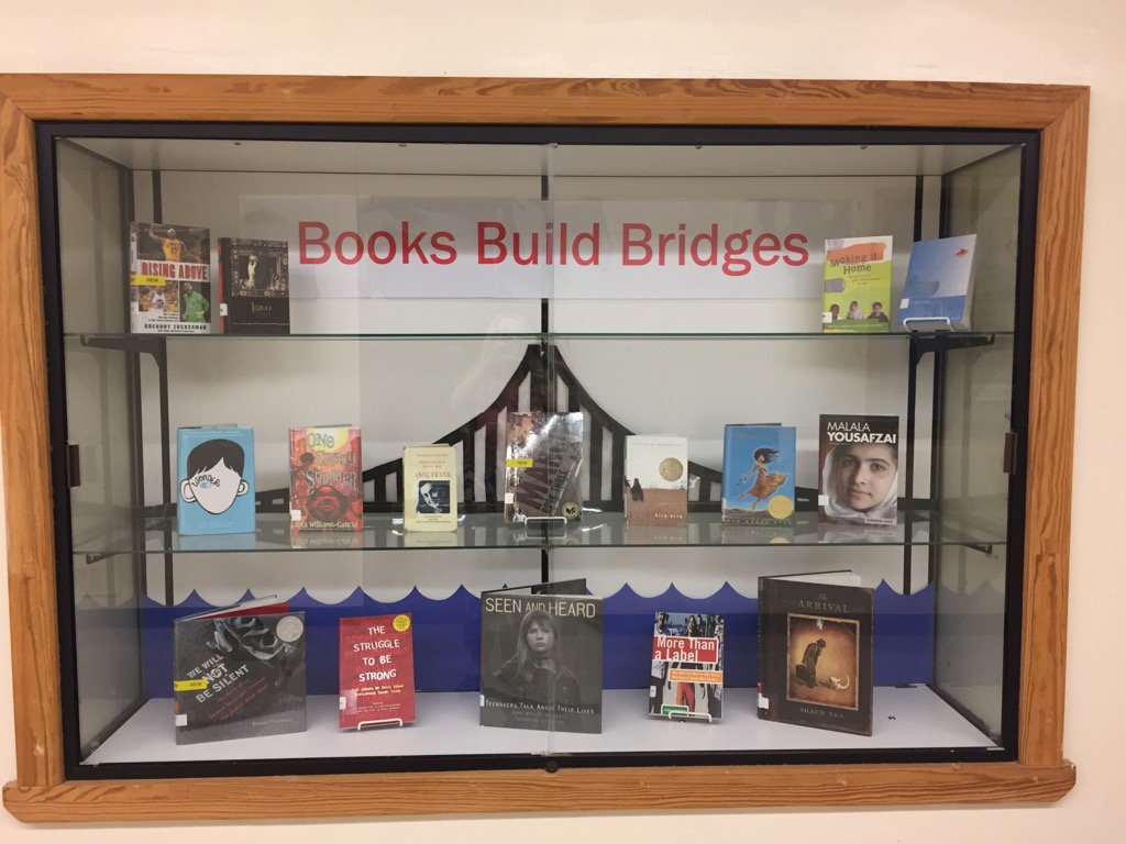 Promoting empathy at GMS Library! <a href="/SCSD_GMS/">Great Hollow MS</a> <a href="/SmithtownCSD/">Smithtown CSD</a> @proj_presence