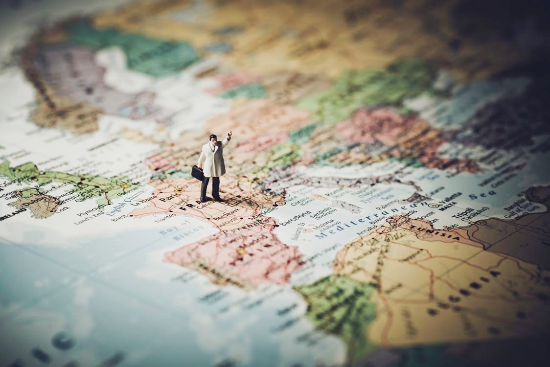 Find in our shop a huge selection of framed wall maps and push pins and personalize your own map! ✍️
shop.itmb.ca
#ITMB #ITMBMaps