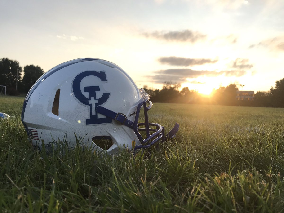 joshfilz's tweet photo. Another beautiful night for high school football! https://t.co/4zHRuL6vC6