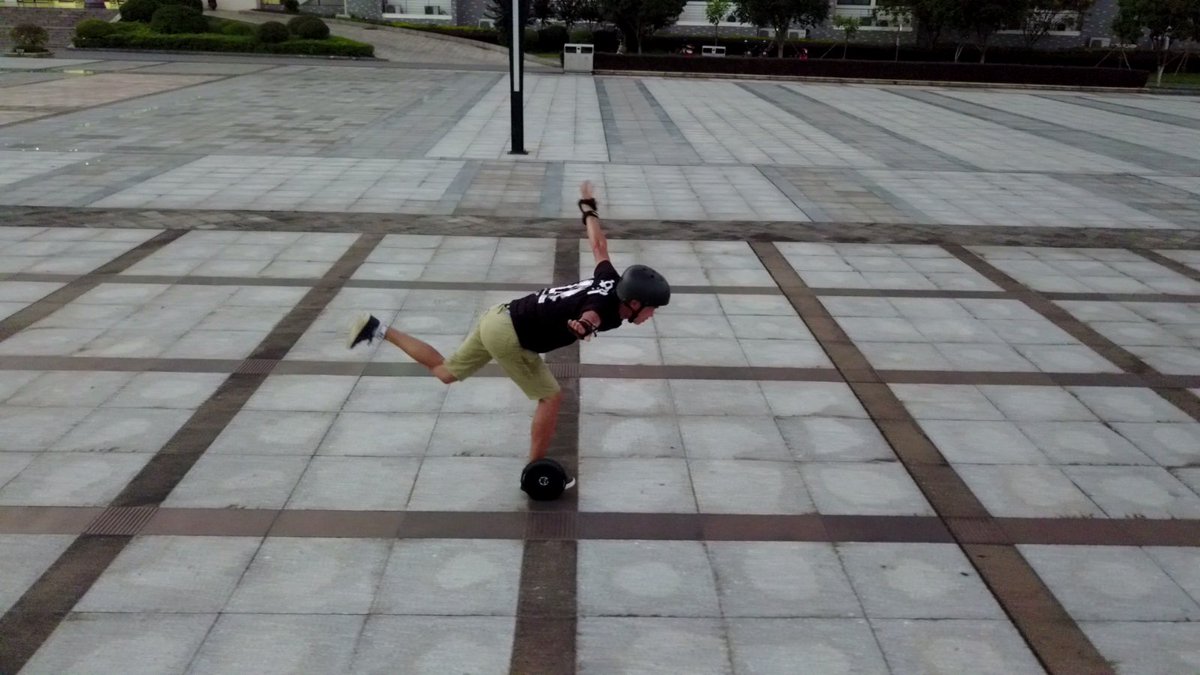 Blizwheel's tweet photo. You can master the advanced techniques of blizwheel. https://t.co/TzkiHrUd7V