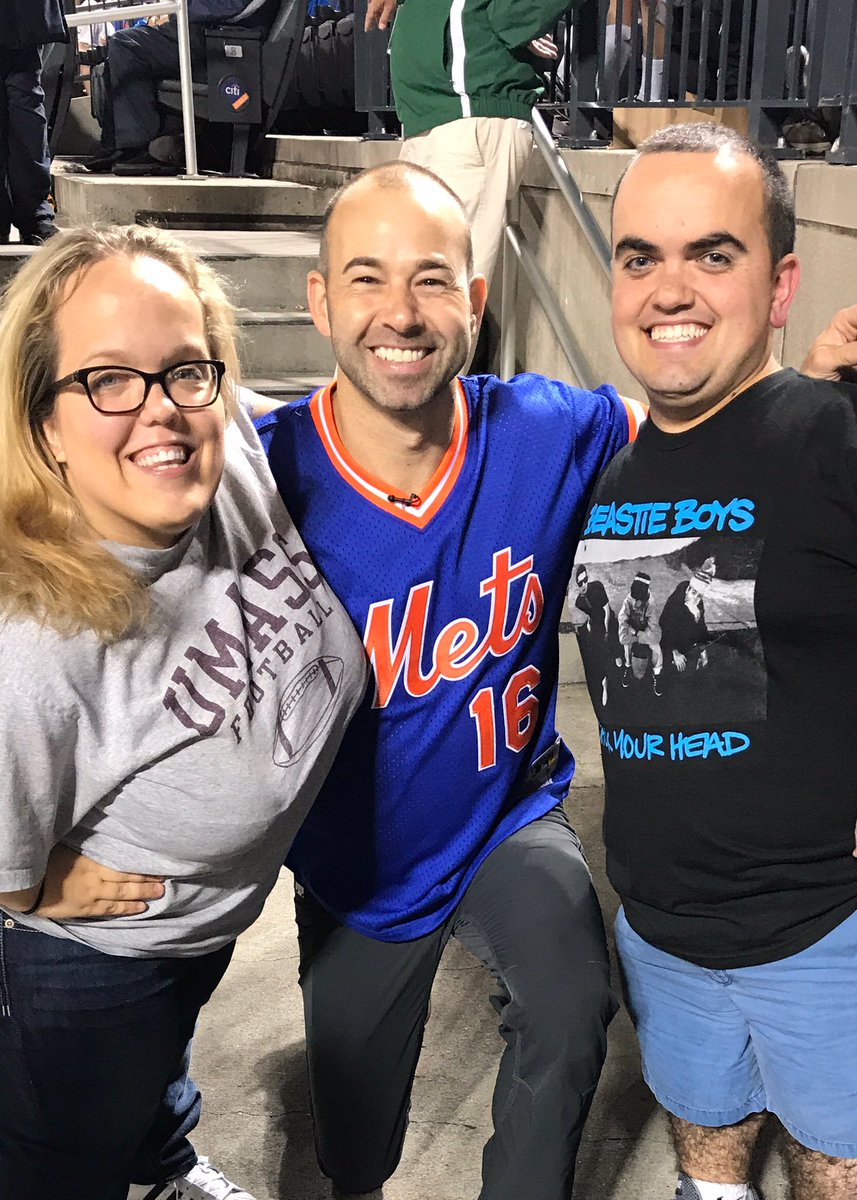 DannyFava12's tweet photo. So this just happened @jamessmurray @BQQuinn #seeyouatthegarden https://t.co/mwbUY0SAke