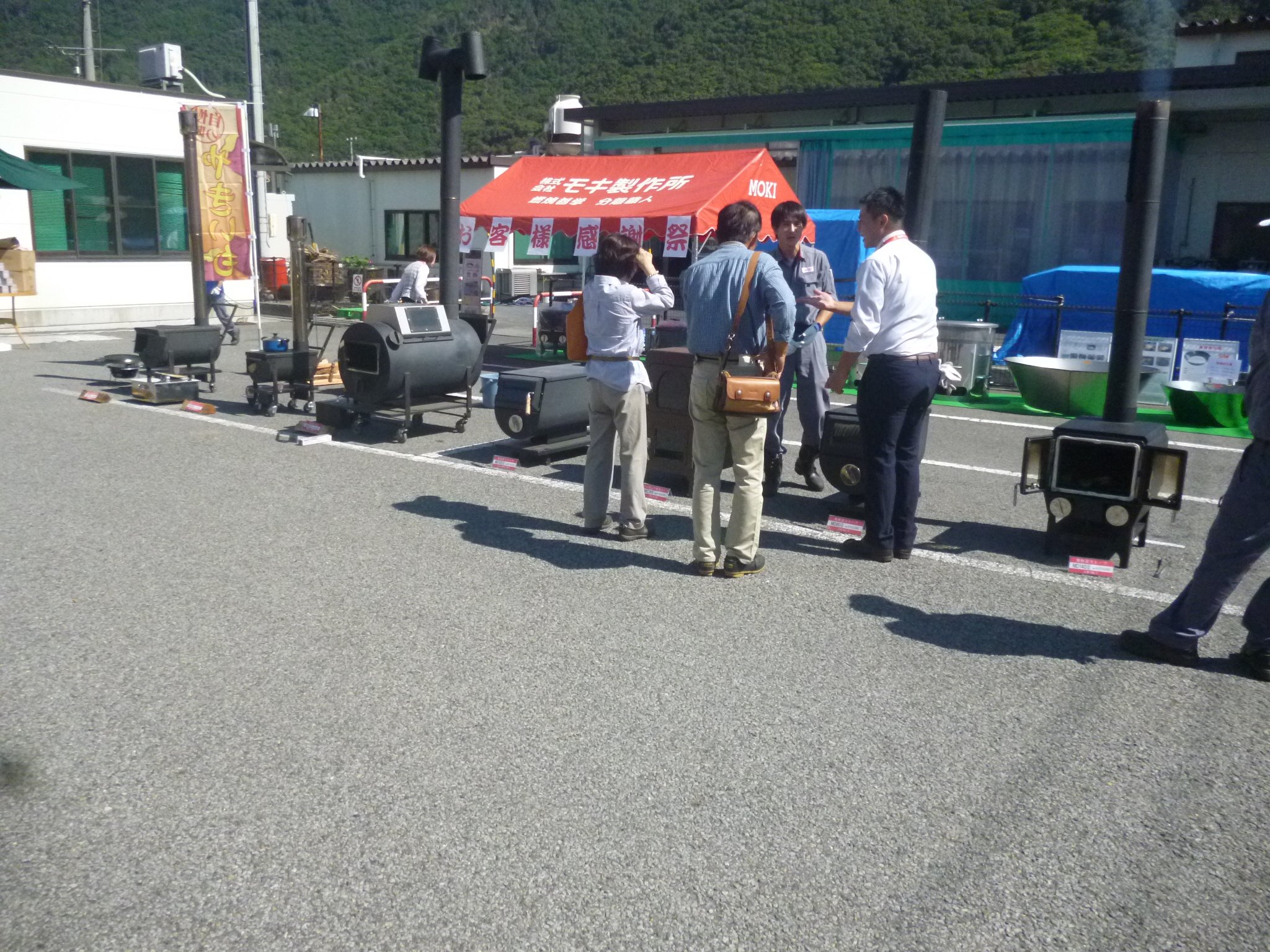 株式会社モキ製作所 on Twitter "お待たせ致しました！お客様感謝祭開催です！ 薪ストーブを使った料理は