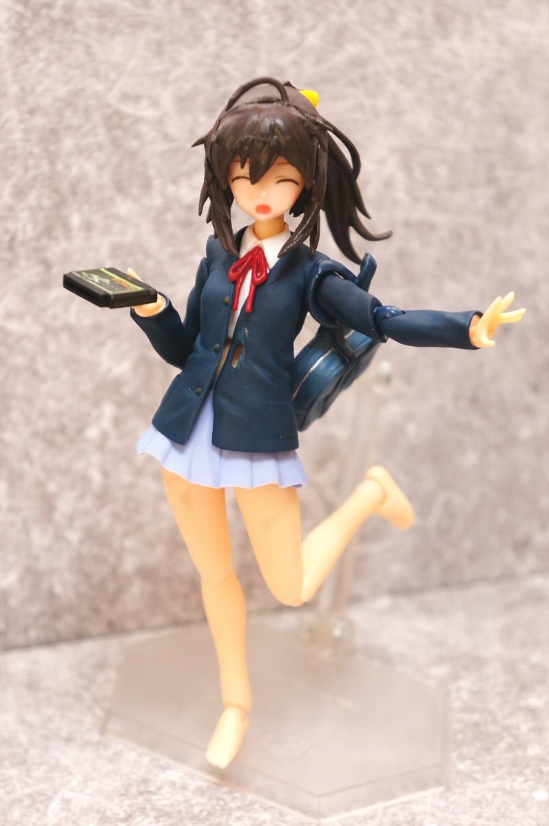 Benio Twitter પર あお 轟雷ー この制服ちょー似合うと思わない 轟雷 けいお 似合いますよ あお でも 何故ファミコンのカセットを持っているのですか あお さっきカン理人さんに貰ったんだー フレームアームズ ガール Faガール 源内あお あお Benio Twitter પર あお 轟雷ー この制服ちょー似合うと思わない 轟雷 けいお 似合いますよ あお でも 何故ファミコンのカセットを持っているのですか あお さっきカン理人さんに貰ったんだー フレームアームズ ガール Faガール 源内あお あお