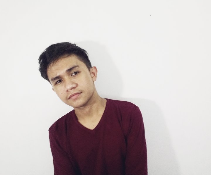 emanuelrbn's tweet photo. Paminsan minsan lang akong vain, kaya pagbigyan na natin 😂 https://t.co/BYCSVn7sWS