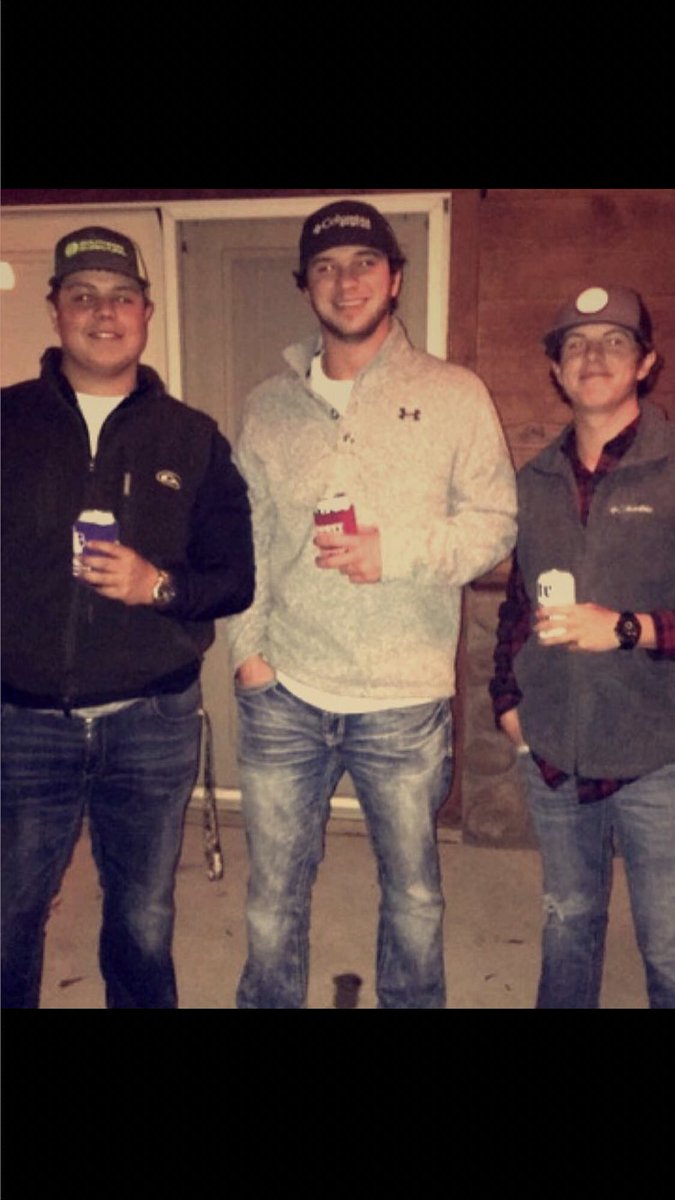 JKondroik's tweet photo. Big happy birthday to my best friend! Everyone go find him at banita and make him take a shot for me hahah enjoy it brother https://t.co/Qfuc1ULYJN