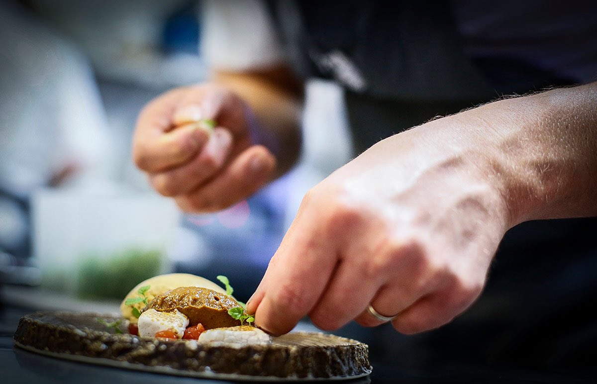 Today at 3pm, our <a href="/NickGaler/">Nick Galer</a> demos new dishes Local Venison Tartare and
Creedy Carver Duck at <a href="/GoringFoodFest/">G&SFood&DrinkFest</a> in Goring Village Hall.