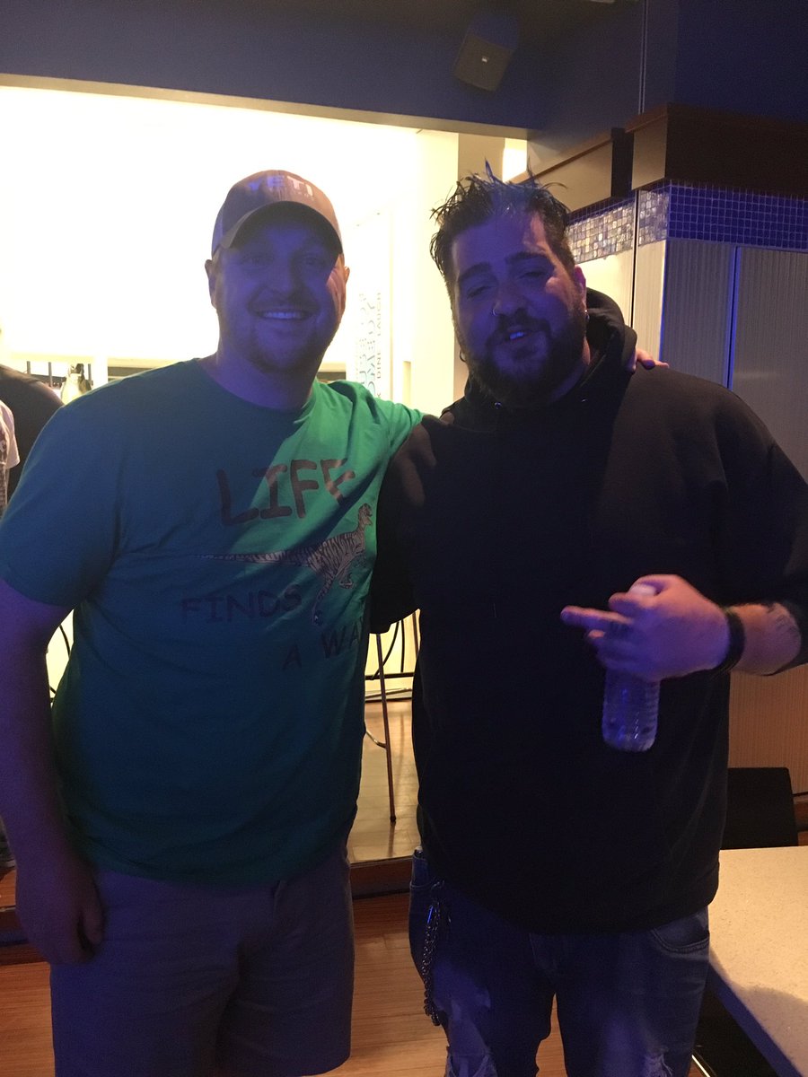 mrust12's tweet image. Awesome show by @bigjayoakerson in Minneapolis! #cracklecrackle #deathbyblackdick #lifefindsaway @TheBonfireSXM