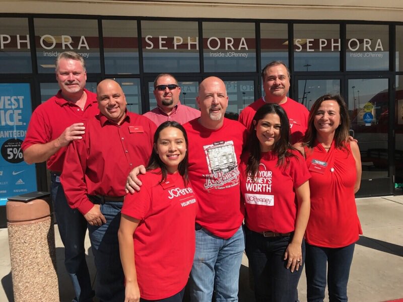 Spent time with some of team in Houston today. Thank you DM's Brady and Monica and your teams for amazing leadership!!