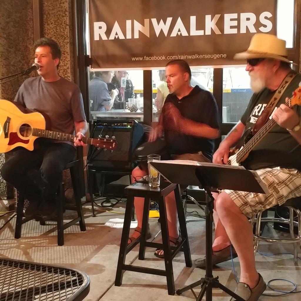 antoncolemusic's tweet photo. Unplugged at @claim52brew The Abby. #unplugged #bandlife #musicianlife #musiclife #supportmusic #rainwalkerseugenelive #localbands https://t.co/WSoPffUO1M