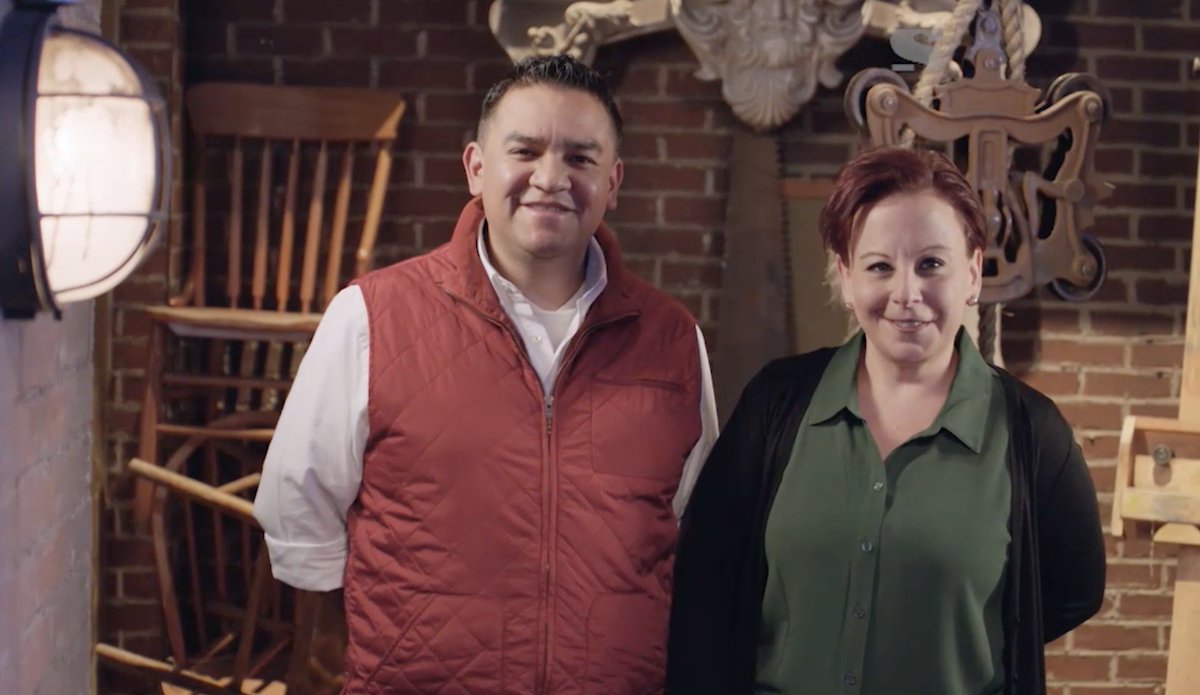 TuSpoilerMx's tweet photo. "Cuando se embarren de miel, se acordarán de nosotros" dicen los emprendedores de #Netkin.
Esta vez no hubo trato.
#SharkTankMx 🦈 https://t.co/ky9tLUBfzA