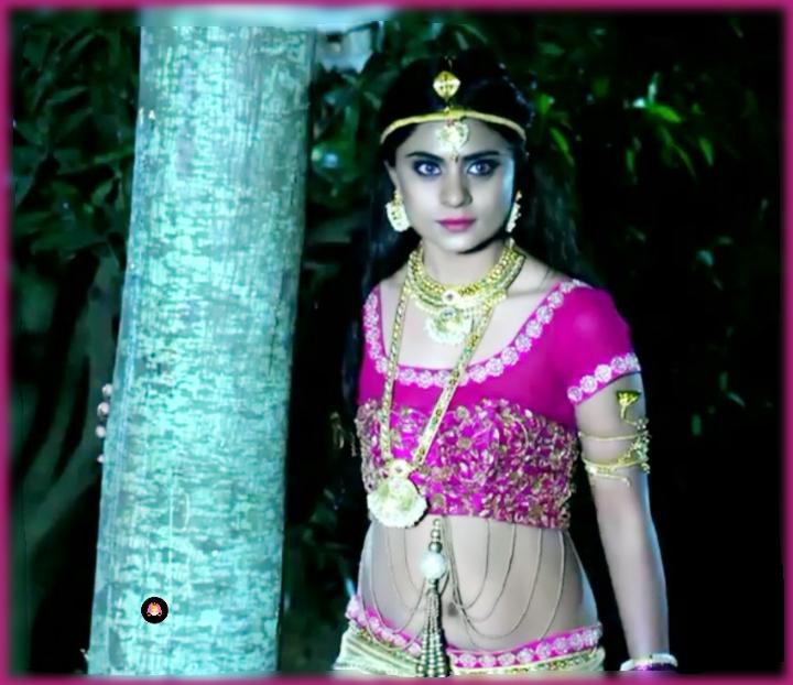 #Naagini....
@MissMaayamma