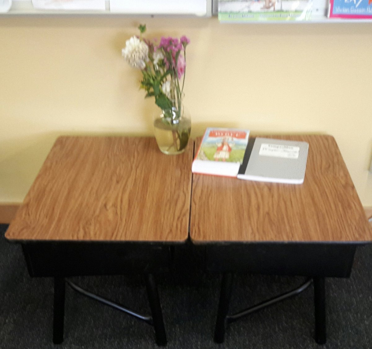 Agcs02's tweet photo. @rentonprep #flexibleseating #standingtable #kneelingdesks #crateseats These and other flexible choices ready when Ss are ready! https://t.co/PYLc7TkJLk