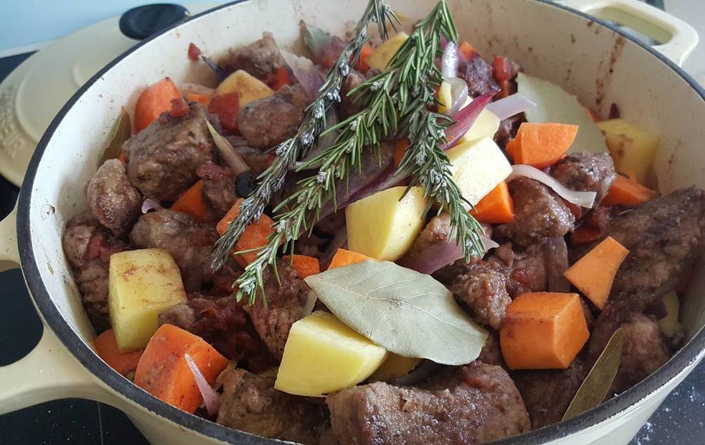 patch2plate's tweet image. See you in 4 hours 😚
#baking #slowcooking #slowfood ift.tt/2gT8jA0