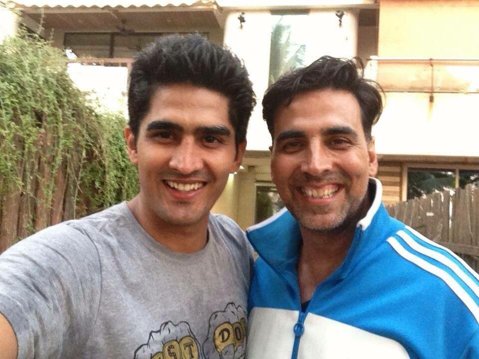 Vijender Singh on X: This #AkshayaTritiya let's spread happiness