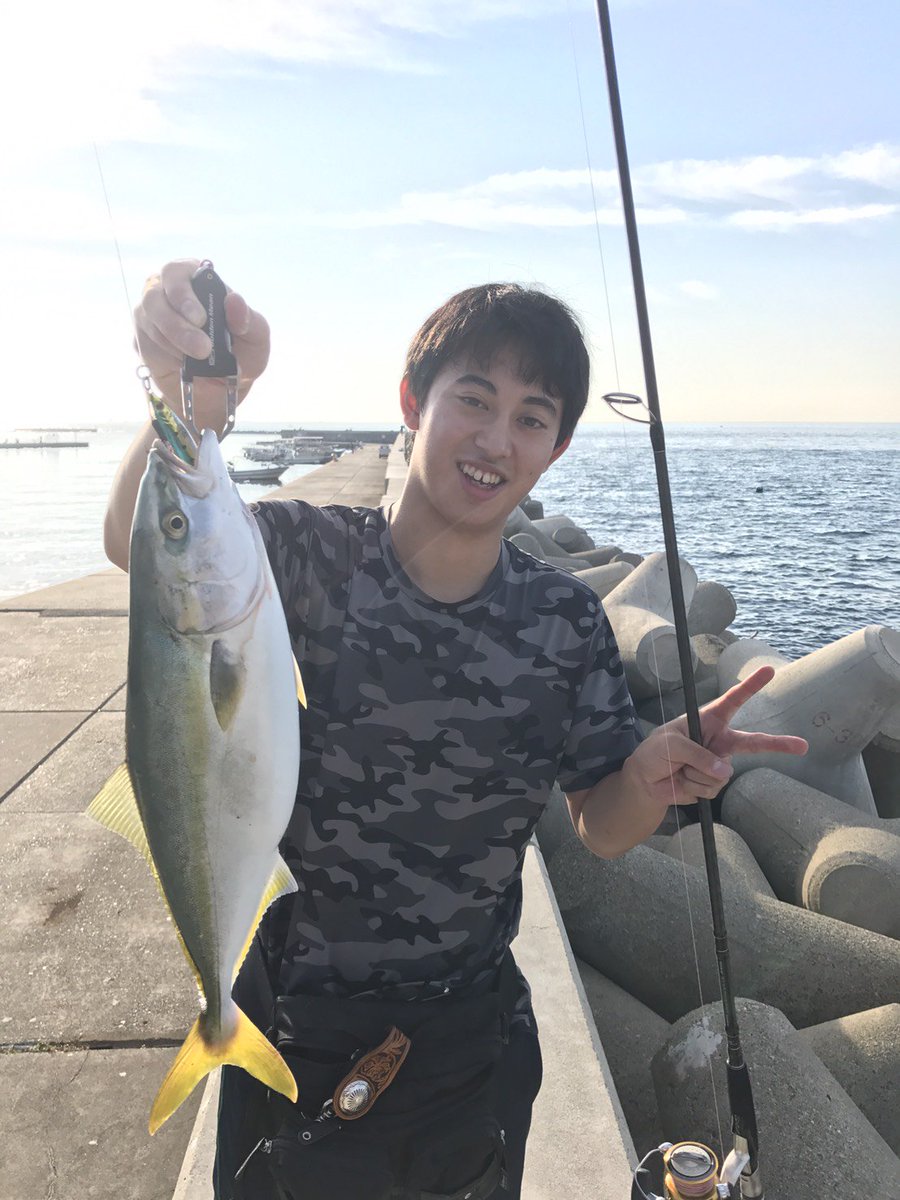 しょうき A Twitter 青物めっちゃおもろいけどタモ網なかったら死ぬことがわかったもう一回いきたいな しょうき A Twitter 青物めっちゃおもろいけどタモ網なかったら死ぬことがわかったもう一回いきたいな