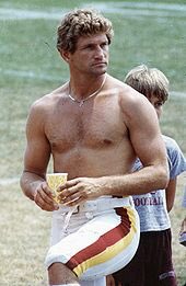 Happy birthday to \"Captain Bubby\" Joe Theismann! 