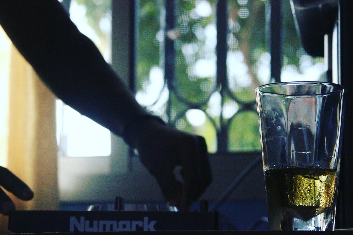 fusion_tz's tweet photo. Gotta practice. Gotta put the work in! #fusiontz #practice #practicesession #djs #djlife #musicislife #musicistheanswer #music #putinwork https://t.co/afZHzAbRqY