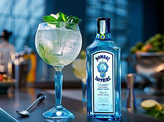 What's a Sunday without brunch?
We hope you'll be joining us for a relaxing g+t, and a whole lot of food at @BlackDogNWS #MLCfest17 #gintime