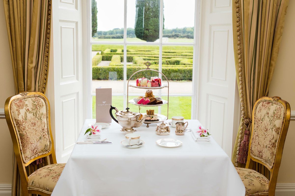 Anyone for Tea? #AfternoonTea #BookNow 021 421 9000 with <a href="/headchefkburke/">kevinburke</a> <a href="/neilfergie/">Neil Ferguson</a> 🌸💕#loveCork