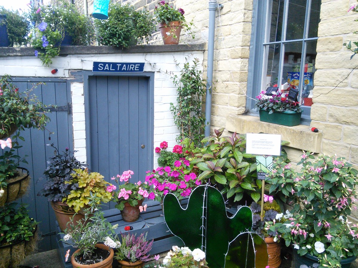 Saltaire Festival Open Gardens and Pop-Ups on this weekend. Lots of beautiful gardens and fantastic sculpture to see! #saltairefestival