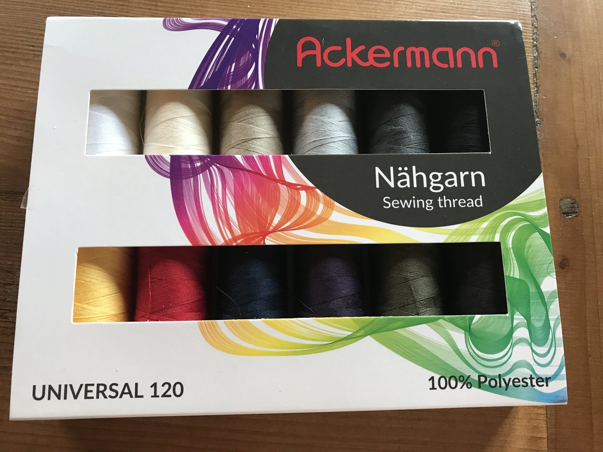 KarinsTestwelt's tweet image. Das wichtigste, was man zum Nähen braucht, natürlich neben einer guten Nähmaschine..
karinstestwelt.de…/13/n%C3%A4hgarn-von-ackerm…/